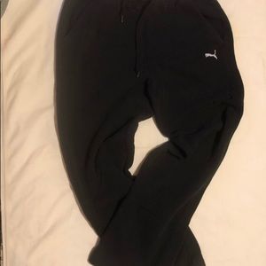 Men’s Puma Joggers size large